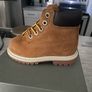 Rust color timberland worn one time size 7 toddler